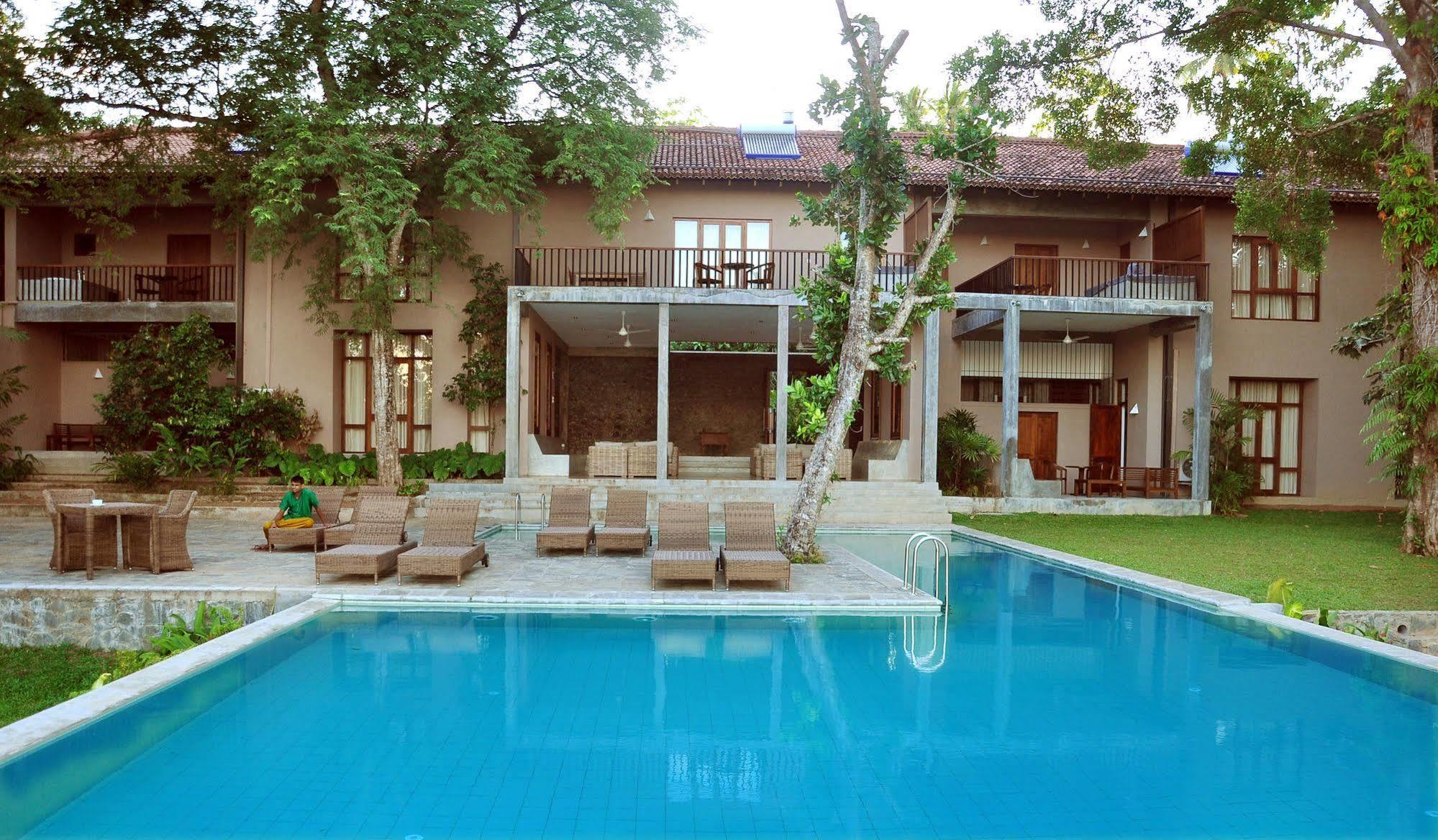 Roman Lake Ayurveda Boutique Resort - Level 1 Certified Ахунгалла Экстерьер фото